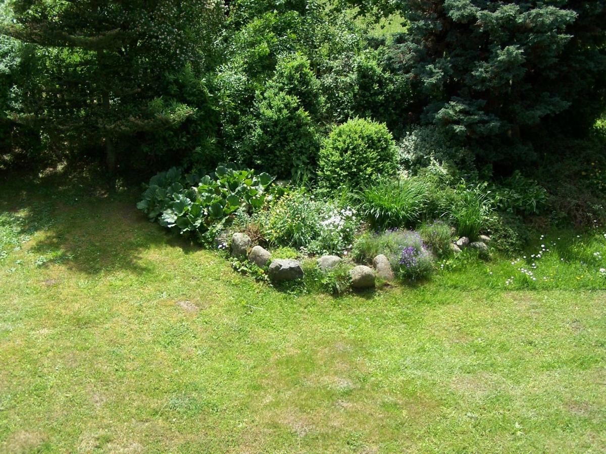 Agrohotelik-Gospodarstwo Agroturystyczne Mrągowo Esterno foto