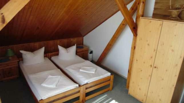 Agrohotelik-Gospodarstwo Agroturystyczne Mrągowo Esterno foto