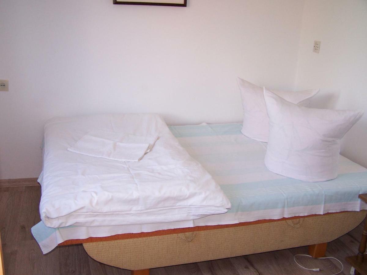 Agrohotelik-Gospodarstwo Agroturystyczne Mrągowo Esterno foto
