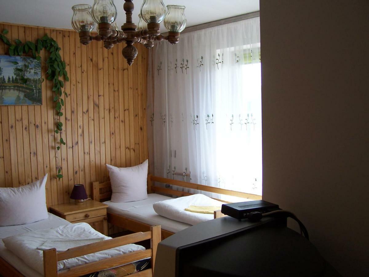 Agrohotelik-Gospodarstwo Agroturystyczne Mrągowo Esterno foto